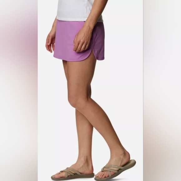 Columbia Women's Sandy Creek Stretch Skort - Picture 1 of 10